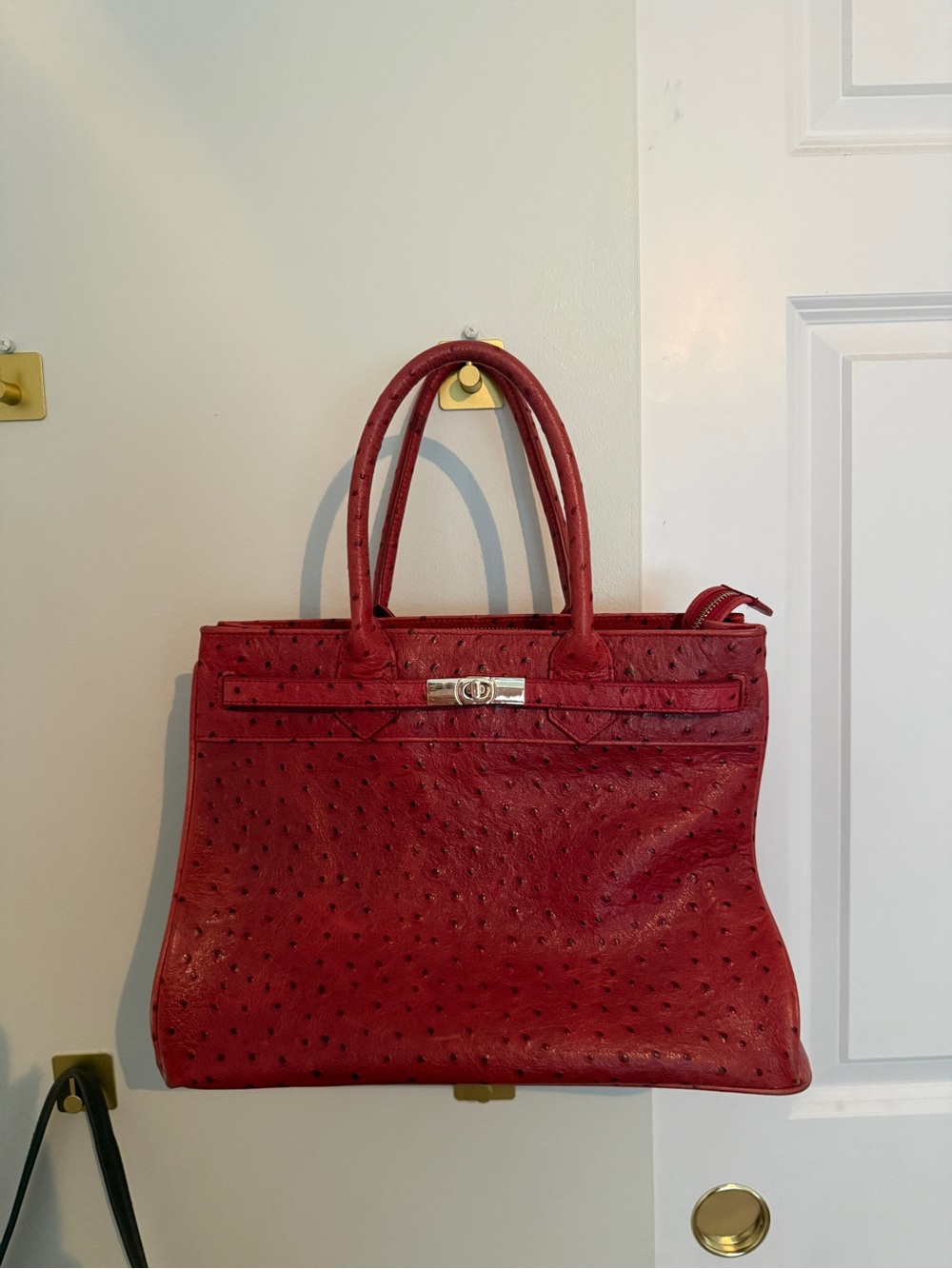 Elegant Red Ostrich-Texture Tote with Top Handles